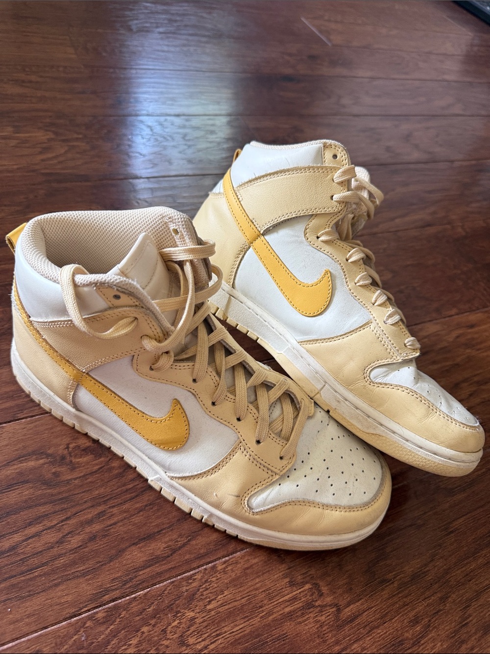 Nike Dunk High Sneakers